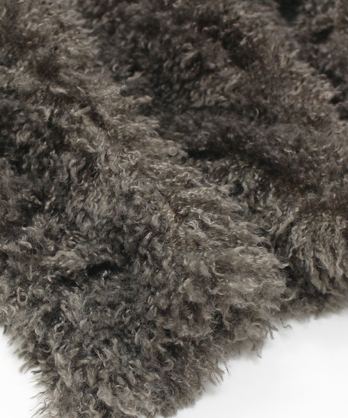 LAVEANGE（ラビアンジェ）の「フェイクファーベスト（ベスト・レディース・ブラック/グレー/モカ/アイボリー・LL/3L/M）」の20枚目の写真