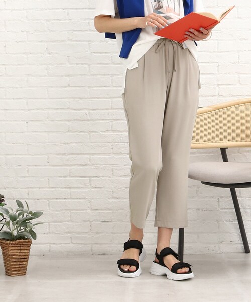 SHOO・LA・RUE（シューラルー）の「◆【S-L】ひんやりサマーイージーパンツ（その他パンツ・レディース・グリーン/ブラック/ライトベージュ・02/01/03）」の3枚目の写真