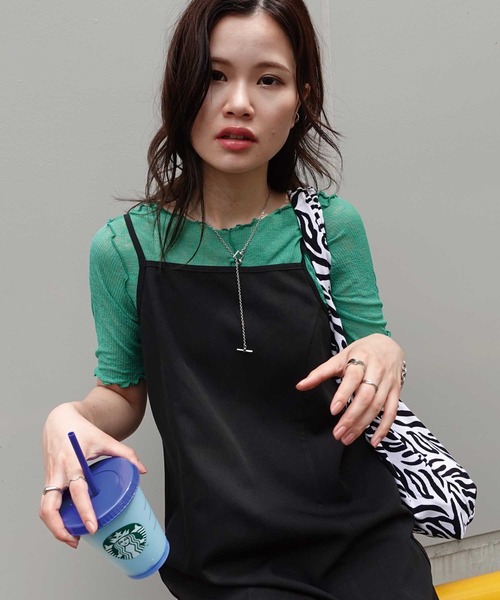 CORNERS(コーナーズ)の「シアーリブ2wayメロートップス(Tシャツ/カットソー・レディース・オフホワイト/ブラック/グリーン/ラベンダー/オレンジ・M)」の10枚目の写真