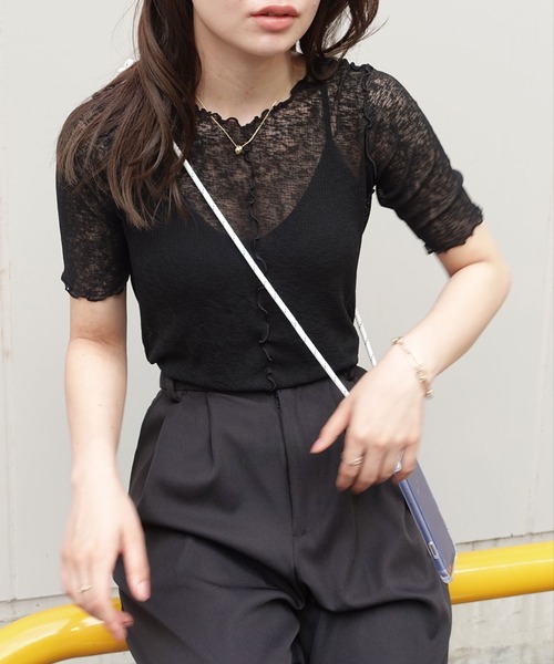 CORNERS(コーナーズ)の「シアーリブ2wayメロートップス(Tシャツ/カットソー・レディース・オフホワイト/ブラック/グリーン/ラベンダー/オレンジ・M)」の6枚目の写真