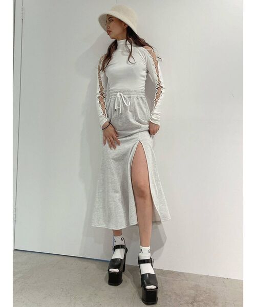 GYDA(ジェイダ)の「マーメイドスウェットスカート(スカート・レディース・ライトグレー/ブラック・FREE)」の9枚目の写真