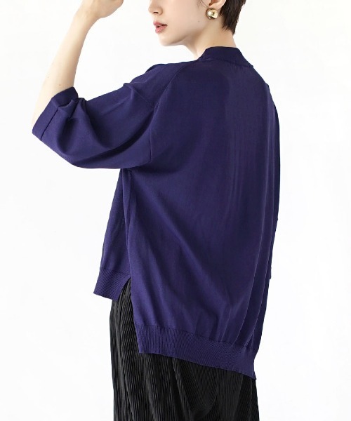 apartment department（アパートメントデパートメント）の「モックネック ワイドスリーブ ニットプルオーバー（ニット/セーター・レディース・ブルー/ベージュ系その他/ブラック/ライトグレー・M）」の4枚目の写真