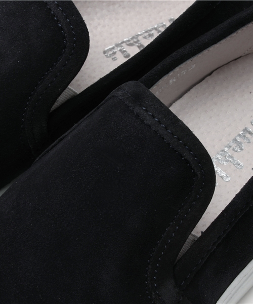 BRILLA per il gusto（ブリッラペルイルグースト）の「PUEBLO / スエードスリップオン（スニーカー・メンズ・グレー系その他/ダークブラウン/ネイビー・39/41/42/40/43）」の5枚目の写真