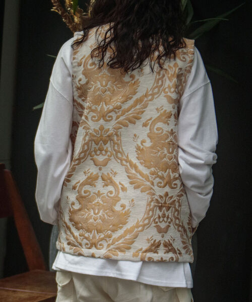 GLOSTER（グロスター）の「【GLOSTER/グロスター】ゴブラン柄ベスト アンティーク調 レトロ ジオメトリックパターン（ベスト・メンズ・ホワイト系その他/ブルー系その他・S/M/L）」の17枚目の写真