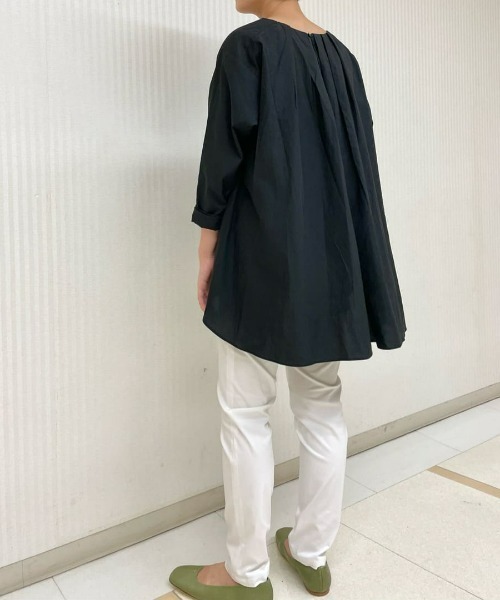 BEARDSLEY（ビアズリー）の「綿タックスリムパンツ：低身長・ウエスト背中側ゴム・高身長にも３サイズ展開（その他パンツ・レディース・ホワイト/ブラック/グレー/カーキ・1/2/0）」の16枚目の写真