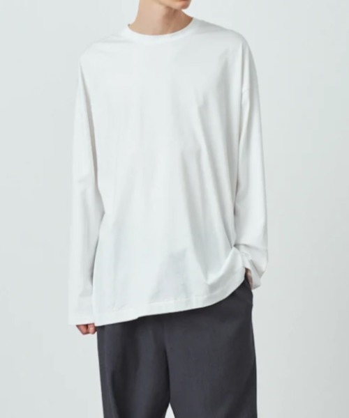ATON（エイトン）の「ATON (エイトン)22FW SUVIN60/2 | OVERSIZED L/S T-SHIRT（Tシャツ/カットソー・メンズ・ホワイト/ブラック/チャコール・2/4/6）」の4枚目の写真