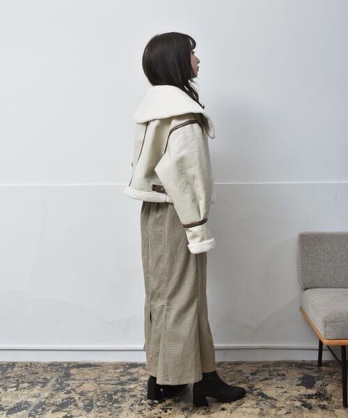 RETRO GIRL（レトロガール）の「FレザームートンJK（ムートンコート・レディース・ナチュラル/ライトブラウン・FREE）」の5枚目の写真