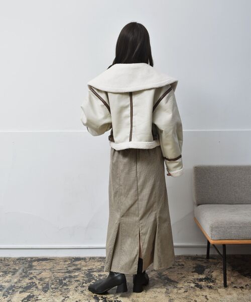 RETRO GIRL（レトロガール）の「FレザームートンJK（ムートンコート・レディース・ナチュラル/ライトブラウン・FREE）」の6枚目の写真