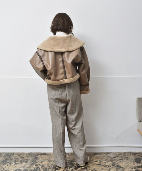 RETRO GIRL（レトロガール）の「FレザームートンJK（ムートンコート・レディース・ナチュラル/ライトブラウン・FREE）」の17枚目の写真