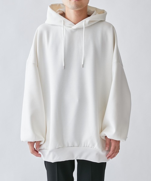 Lui's（ルイス）の「【リラックスライトウェイト】BIGフーディー（パーカー・メンズ・ホワイト/チャコールグレー/ブラック・FREE）」の13枚目の写真