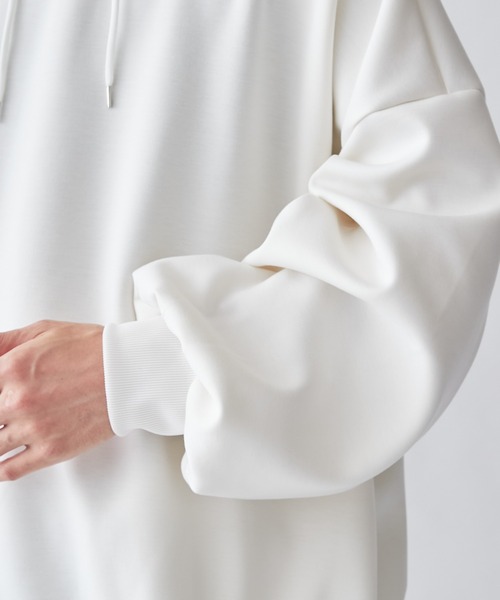 Lui's（ルイス）の「【リラックスライトウェイト】BIGフーディー（パーカー・メンズ・ホワイト/チャコールグレー/ブラック・FREE）」の19枚目の写真