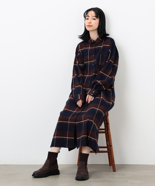 ONIGIRI（オニギリ）の「チェック柄　シャツワンピース（シャツワンピース・レディース・ネイビー/グリーン・FREE）」の2枚目の写真