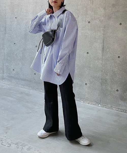 PAGEBOY（ページボーイ）の「ストライプBIGシャツ（シャツ/ブラウス・レディース・ホワイト×ブラック/ピンク/ブルー系その他・FREE）」の14枚目の写真