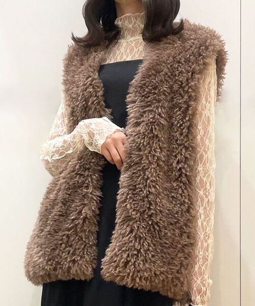 MAJESTIC LEGON(マジェスティックレゴン)の「タートルネックレーストップス(Tシャツ/カットソー・レディース・アイボリー/クリーム・MEDIUM)」の1枚目の写真