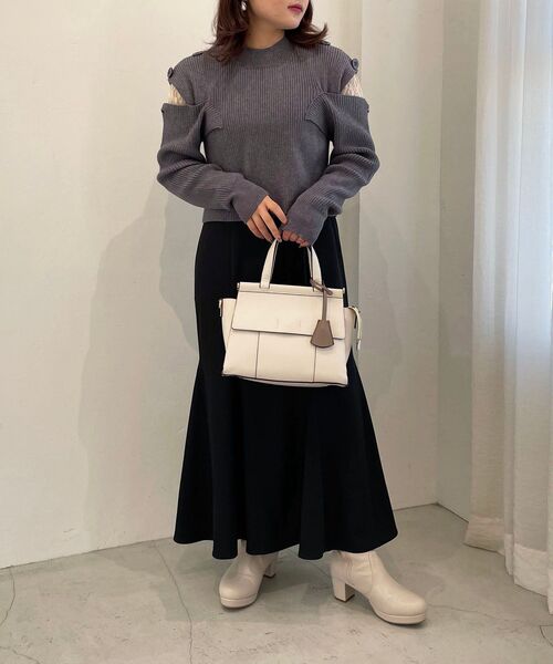 MAJESTIC LEGON(マジェスティックレゴン)の「タートルネックレーストップス(Tシャツ/カットソー・レディース・アイボリー/クリーム・MEDIUM)」の6枚目の写真