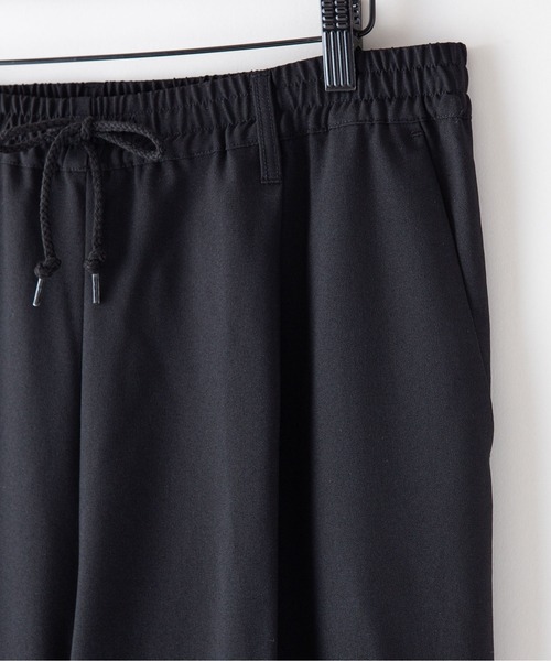 UNIIT（ユニット）の「【UNIIT/ユニット】 ワイドシルエット 　ワイドパンツ　センタープレス　イージーパンツ 韓国ファッション モードファッション キレイ目　ウエストゴム（その他パンツ・メンズ・チャコールグレー/ブラック/ベージュ・X-LARGE/LARGE/MEDIUM/SMALL）」の15枚目の写真