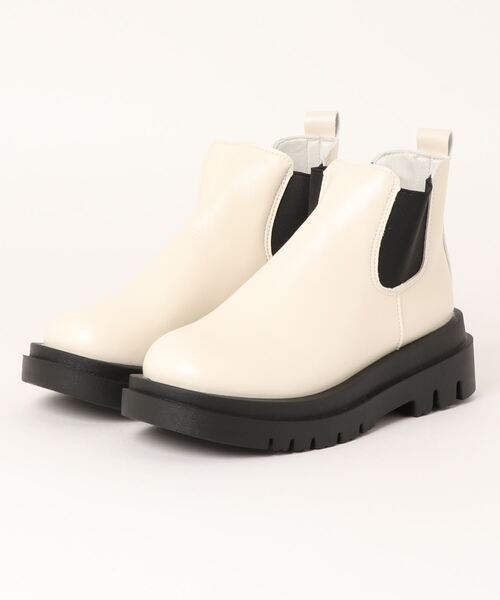 ap retro（アプレトロ）の「サイドゴアショートブーツ（ブーツ・レディース・ブラック/ホワイト・LARGE/MEDIUM）」の9枚目の写真