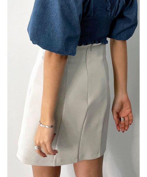 EMODA（エモダ）の「スーパーハイウエストミニスカート（スカート・レディース・ブルー/アイボリー/ブラック・SMALL/MEDIUM）」の8枚目の写真