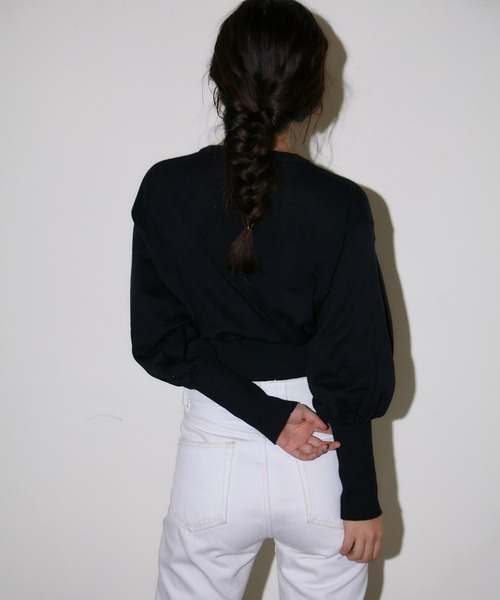 ECRIRE（エクリール）の「【陽コラボ】パールボタンカーディガン（カーディガン/ボレロ・レディース・アイボリー/ブラック/グレー・M）」の7枚目の写真