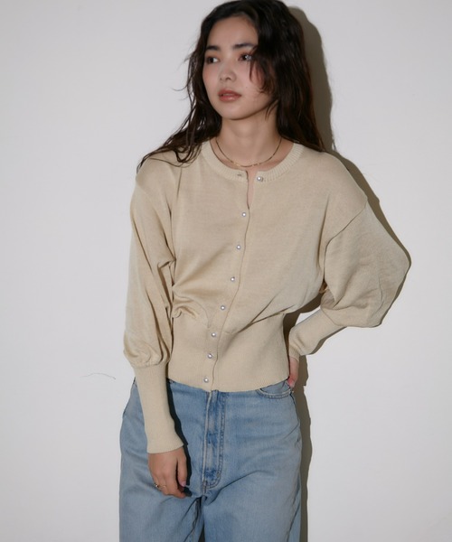 ECRIRE（エクリール）の「【陽コラボ】パールボタンカーディガン（カーディガン/ボレロ・レディース・アイボリー/ブラック/グレー・M）」の5枚目の写真