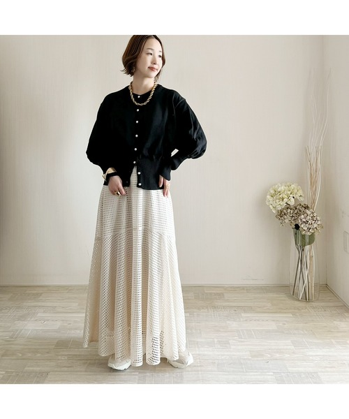 ECRIRE（エクリール）の「【陽コラボ】パールボタンカーディガン（カーディガン/ボレロ・レディース・アイボリー/ブラック/グレー・M）」の12枚目の写真