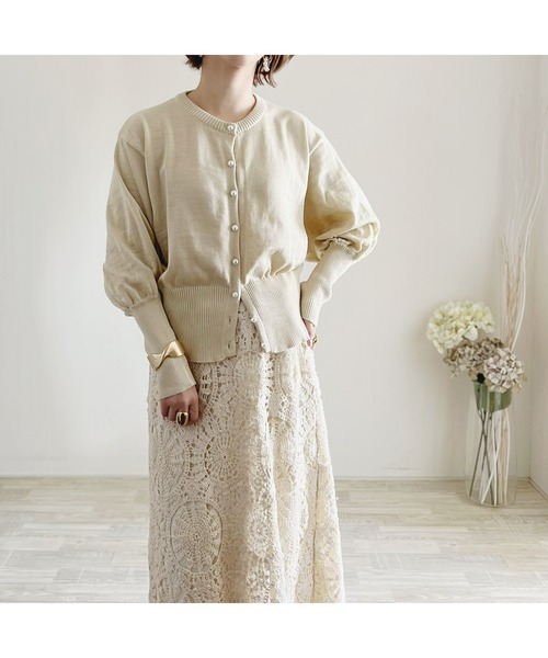 ECRIRE（エクリール）の「【陽コラボ】パールボタンカーディガン（カーディガン/ボレロ・レディース・アイボリー/ブラック/グレー・M）」の19枚目の写真