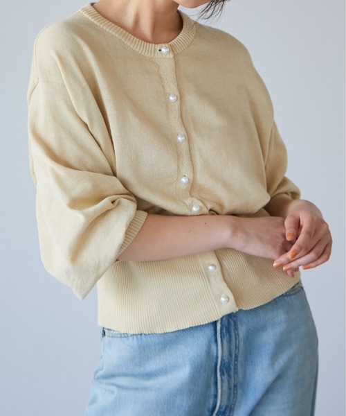 ECRIRE（エクリール）の「【陽コラボ】パールボタンカーディガン（カーディガン/ボレロ・レディース・アイボリー/ブラック/グレー・M）」の20枚目の写真