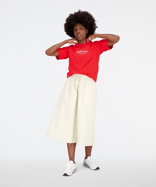 NEW BALANCE（ニューバランス）の「NB Athletics Icono グラフィックショートスリーブTシャツ（Tシャツ/カットソー・レディース・ネイビー/レッド/ブラック/アイボリー・SMALL/MEDIUM/LARGE/X-LARGE）」の10枚目の写真