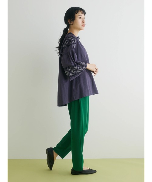 CRAFT STANDARD BOUTIQUE(クラフトスタンダードブティック)の「インドコットン 刺繍スリーブスキッパーブラウス ◆(シャツ/ブラウス・レディース・チャコールグレー/オフホワイト・FREE)」の8枚目の写真