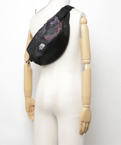 THE NORTH FACE（ザノースフェイス）の「【THE NORTH FACE/ザ ノースフェイス】 Sweep スウィープ（ボディバッグ/ウエストポーチ・メンズ・その他2/グレー/カーキ/ネイビー/ブロンズ/ブラック/ベージュ系その他/その他1/ベージュ/その他3/その他4/モスグリーン・FREE）」の13枚目の写真