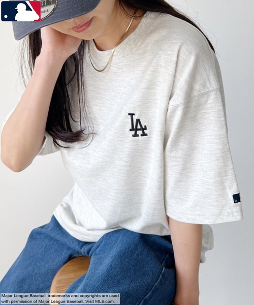 MLB（メジャーリーグベースボール）の「【WEB限定 別注】MLB チームロゴワンポイント刺繍 クルーネック 半袖Tシャツ（Tシャツ/カットソー・レディース・ブラック/ホワイト系その他2/グレー/ネイビー/ホワイト系その他/ホワイト系その他3・M/L/XL）」の12枚目の写真