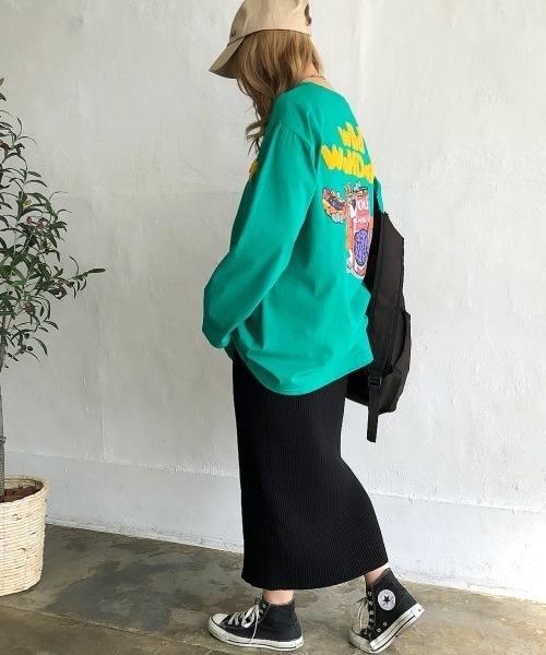 SHEENA(シーナ)の「WolfDog刺しゅうルーズロンT(Tシャツ/カットソー・レディース・ホワイト/グリーン/パープル/チャコールグレー/ピンク・M)」の6枚目の写真