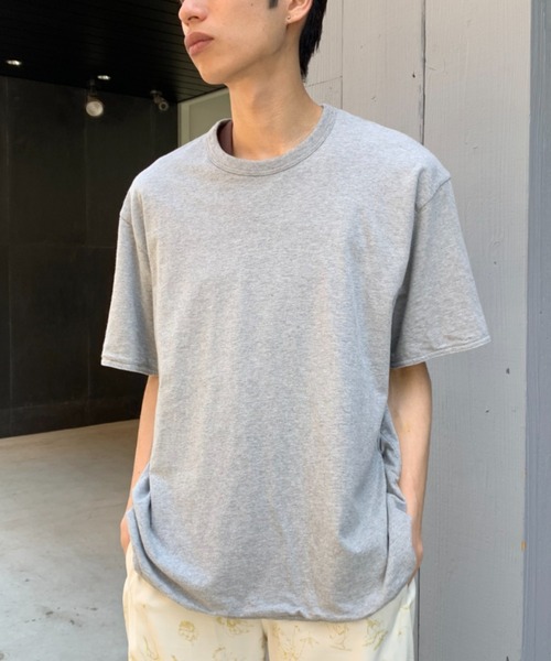 URU（ウル）の「URU/ウル/SHORT SLEEVE TEE（Tシャツ/カットソー・メンズ・ブラウン/グレー/ネイビー・2）」の2枚目の写真