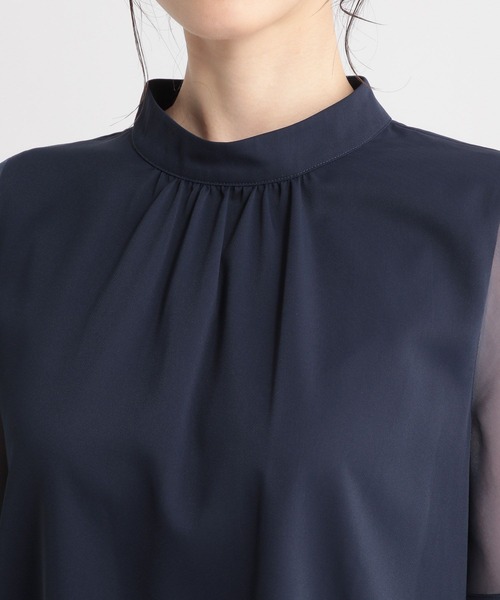 Andemiu(アンデミュウ)の「イソザイフレアブラウス905780(シャツ/ブラウス・レディース・アイボリー/オフホワイト/ネイビー/ブラック・FREE)」の13枚目の写真