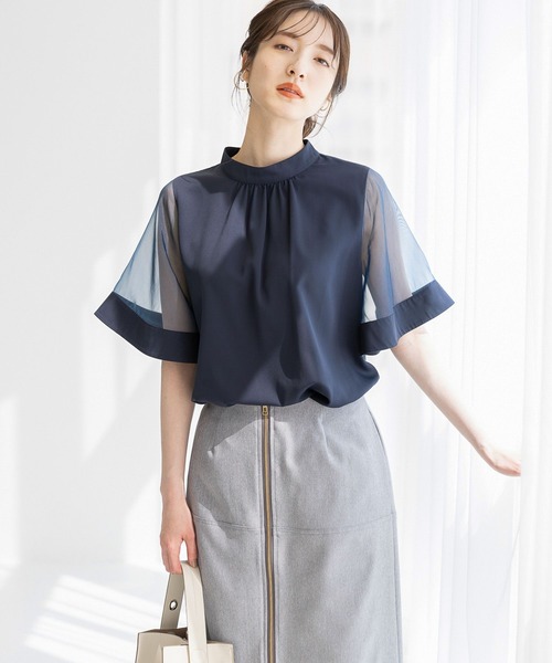 Andemiu(アンデミュウ)の「イソザイフレアブラウス905780(シャツ/ブラウス・レディース・アイボリー/オフホワイト/ネイビー/ブラック・FREE)」の21枚目の写真