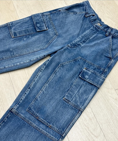 KIIT（キート）の「KIIT DOUBLE KNEE CARGO PANTS DENIM (KIP-P94A-006)（デニムパンツ・メンズ・インディゴブルー・3/1/2）」の4枚目の写真
