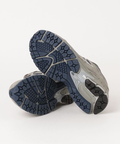 NEW BALANCE（ニューバランス）の「2002R（スニーカー・メンズ・グレー・26.0cm/23.0cm/27.5cm/26.5cm/27.0cm/28.0cm/25.0cm/25.5cm/29.0cm/28.5cm/23.5cm/24.5cm/24.0cm）」の7枚目の写真