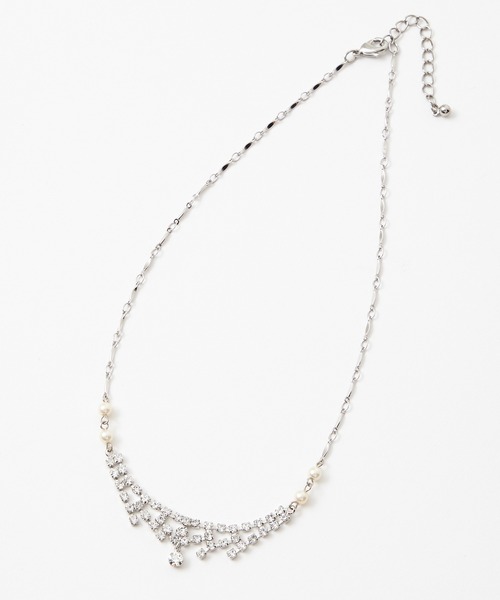 AIMER(エメ)の「チェコガラスラインストーンネックレス(ネックレス・レディース・ゴールド/シルバー・FREE)」の2枚目の写真