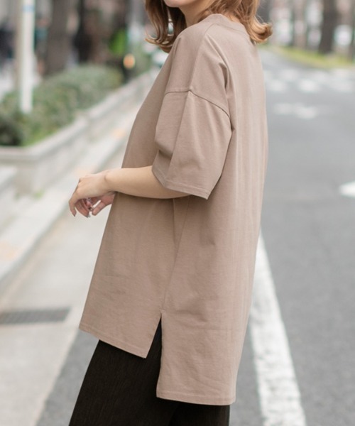 ad thie(アドティエ)の「オーバーサイズ チュニック Tシャツ(Tシャツ/カットソー・レディース・グリーン/ブルー/ライトグレー/パープル/ダークブラウン/オフホワイト/モカ/ピンクベージュ/スモーク/ベージュ/ブラウン/ブラック/ピンク系その他4/チャコール/アイボリー・FREE)」の7枚目の写真