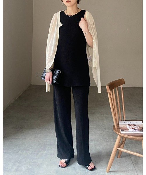 She's Closet(シーズクローゼット)の「楊柳プリーツアメスリタンクトッププルオーバー&パンツスタイルセットアップ(セットアップ・レディース・グレイッシュベージュ/ブラック/アイボリー・FREE)」の7枚目の写真