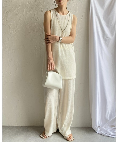 She's Closet(シーズクローゼット)の「楊柳プリーツアメスリタンクトッププルオーバー&パンツスタイルセットアップ(セットアップ・レディース・グレイッシュベージュ/ブラック/アイボリー・FREE)」の8枚目の写真
