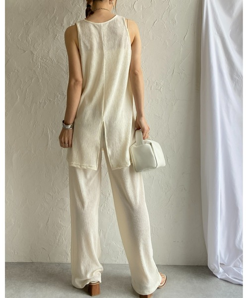 She's Closet(シーズクローゼット)の「楊柳プリーツアメスリタンクトッププルオーバー&パンツスタイルセットアップ(セットアップ・レディース・グレイッシュベージュ/ブラック/アイボリー・FREE)」の9枚目の写真