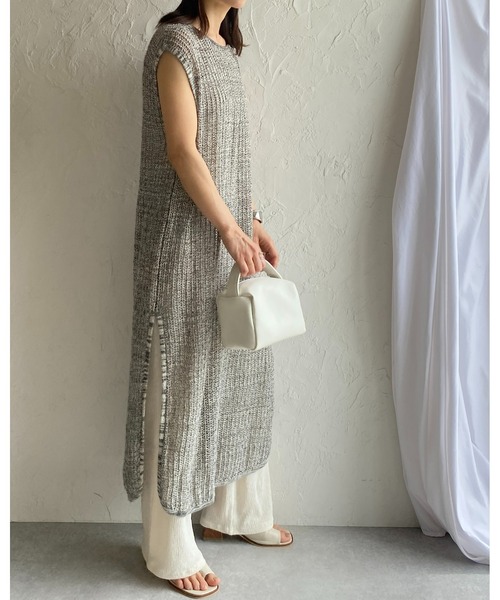 She's Closet(シーズクローゼット)の「楊柳プリーツアメスリタンクトッププルオーバー&パンツスタイルセットアップ(セットアップ・レディース・グレイッシュベージュ/ブラック/アイボリー・FREE)」の15枚目の写真