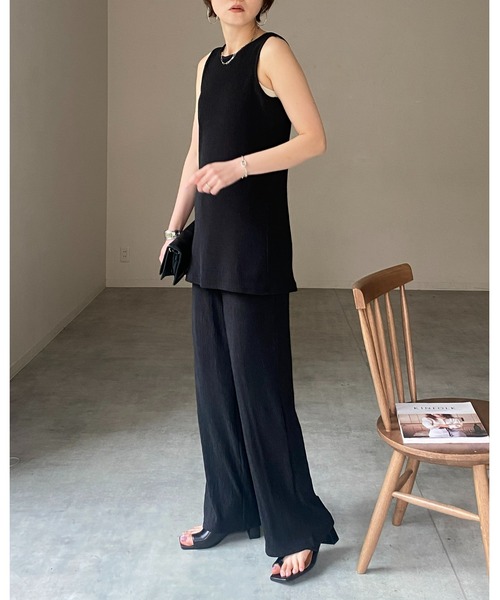 She's Closet(シーズクローゼット)の「楊柳プリーツアメスリタンクトッププルオーバー&パンツスタイルセットアップ(セットアップ・レディース・グレイッシュベージュ/ブラック/アイボリー・FREE)」の19枚目の写真