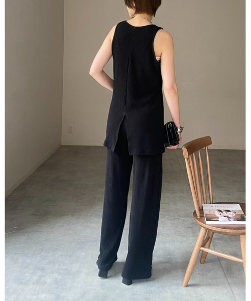 She's Closet(シーズクローゼット)の「楊柳プリーツアメスリタンクトッププルオーバー&パンツスタイルセットアップ(セットアップ・レディース・グレイッシュベージュ/ブラック/アイボリー・FREE)」の21枚目の写真