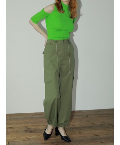 AMAIL(アマイル)の「Yuru cargo pants(カーゴパンツ・レディース・カーキ/ブラック・FREE)」の8枚目の写真