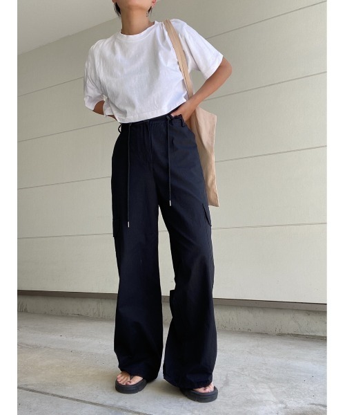 AMAIL(アマイル)の「Yuru cargo pants(カーゴパンツ・レディース・カーキ/ブラック・FREE)」の17枚目の写真