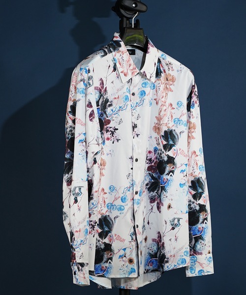 unrelaxing（アンリラクシング）の「ビッグシルエット総柄シャツ（シャツ/ブラウス・メンズ・パイソン/ライトグリーン/ホワイト系その他/A/ブラック系その他4/ブラック系その他6/ダークグリーン系/ダークオリーブ/ダークブラック/ブラック/その他14/その他26/ブラック系3/ライトグレー/ライトホワイト/ライトブラック/W/ホワイト系5/ブラック系その他3/ホワイト系その他2/その他35/ホワイト×エメラルドグリーン/ダークグリーン系2/その他29/チョコ/オリーブ系1/N/レッド/ケリーグリーン/ダークアッシュ/Y/ブラック×ブラック/ブラック系4/P/チャコールグレー×ブラック/ベージュ系その他/アイボリー系4/ブルー系6/その他18/アッシュグレー/ブラック×ブルー/その他21/ライトブルー/クリアグリーン/クリアブルー/その他27/ホワイト×ブルー/ホワイト系その他7/その他12/ブラック系その他/F/クリアブラック/グレー系その他2/インディゴブルー/スカイブルー系6/Z/チェリーレッド/その他13/J/ライトグリーン系1/ベージュ系/イエロー系1/パープル/ブラック×ピンク/ホワイト×ブラック/グレー系2/アイボリー/オリーブ系/カーキ系7/ライトグリーン系4/ブルー系8/ホワイト×グレー/ブラック系その他5/ライトグレー系1/ホワイト/ホワイト系その他3/ホワイト系6/ブラック×ホワイト/ブラック系1/その他10/ホワイト系7/ホワイト系8/ホワイト系9/スミクロ/ダークグリーン系1/その他2/C/その他4/G/S/その他1/ブラック系7/ブラック系8/その他/その他17/Q/その他19/H/その他30・FREE）」の3枚目の写真