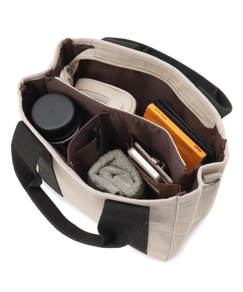 SHOO・LA・RUE(シューラルー)の「◆【仕切りが動く】整理整頓できちゃうハンプトートバッグ(トートバッグ・レディース・グレー/グリーン/アイボリー・00)」の13枚目の写真