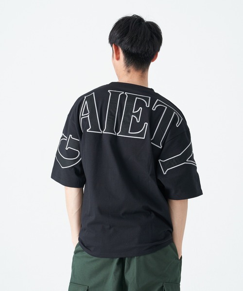 CORISCO(コリスコ)の「バックロゴBIGTEE(M1)(Tシャツ/カットソー・メンズ・グレー/レッド/ブラック/ホワイト/グリーン・MEDIUM/LARGE/X-LARGE)」の3枚目の写真